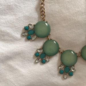 Francesca's Collections Jewelry - NWOT Francescas Blue Statement Necklace Francesca's Collections Jewelry - NWOT Francescas Blue Statement Necklace